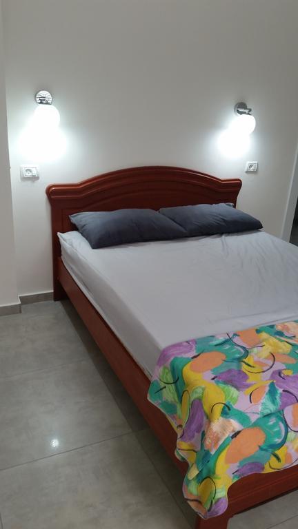 Herzliya Center Apartments Exterior photo